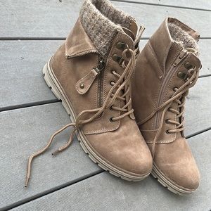 Brown lace up booties, never worn, size 7- 71/2
